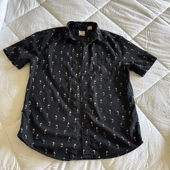 Levi's Other - Levi’s Black Patterned Casual Button Down Shirt